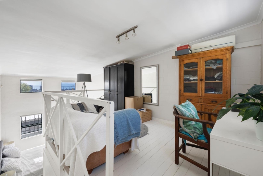 2 Bedroom Property for Sale in De Waterkant Western Cape